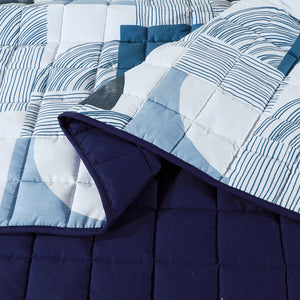 Quilted 4.5 Tog Reversible Coverless Printed Duvet Quilt - Blue Geometric