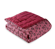 Load image into Gallery viewer, Quilted 4.5 Tog Reversible Coverless Printed Duvet Quilt - Hearts
