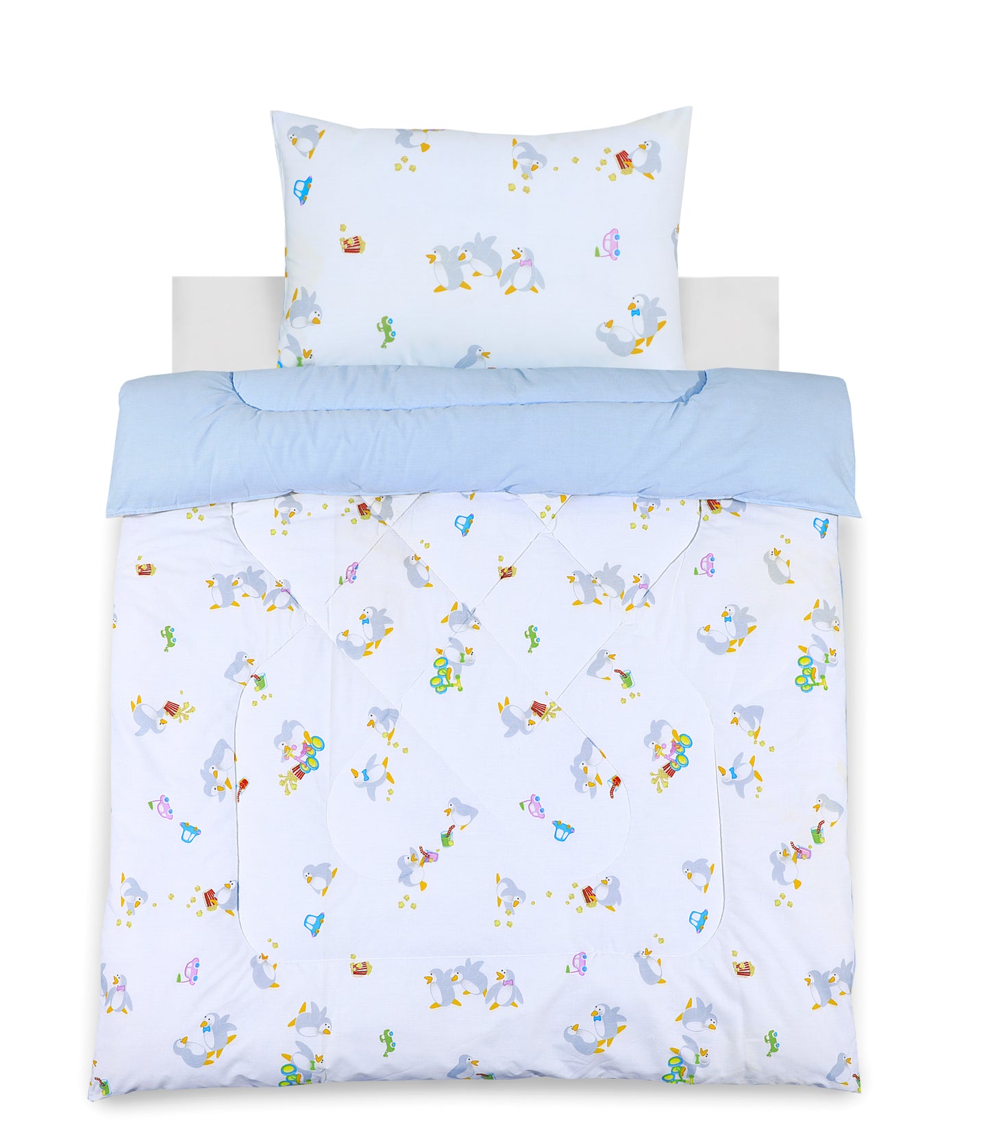 Kids Coverless Printed 7.5 tog Washable Quilt with Pillow Set 120 x 150 cm – Penguin