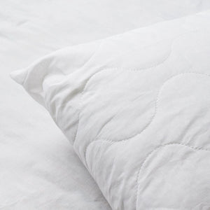 Extra Deep Quilted Pillows (Firm Deluxe w/ Hollow-fibre Filling)