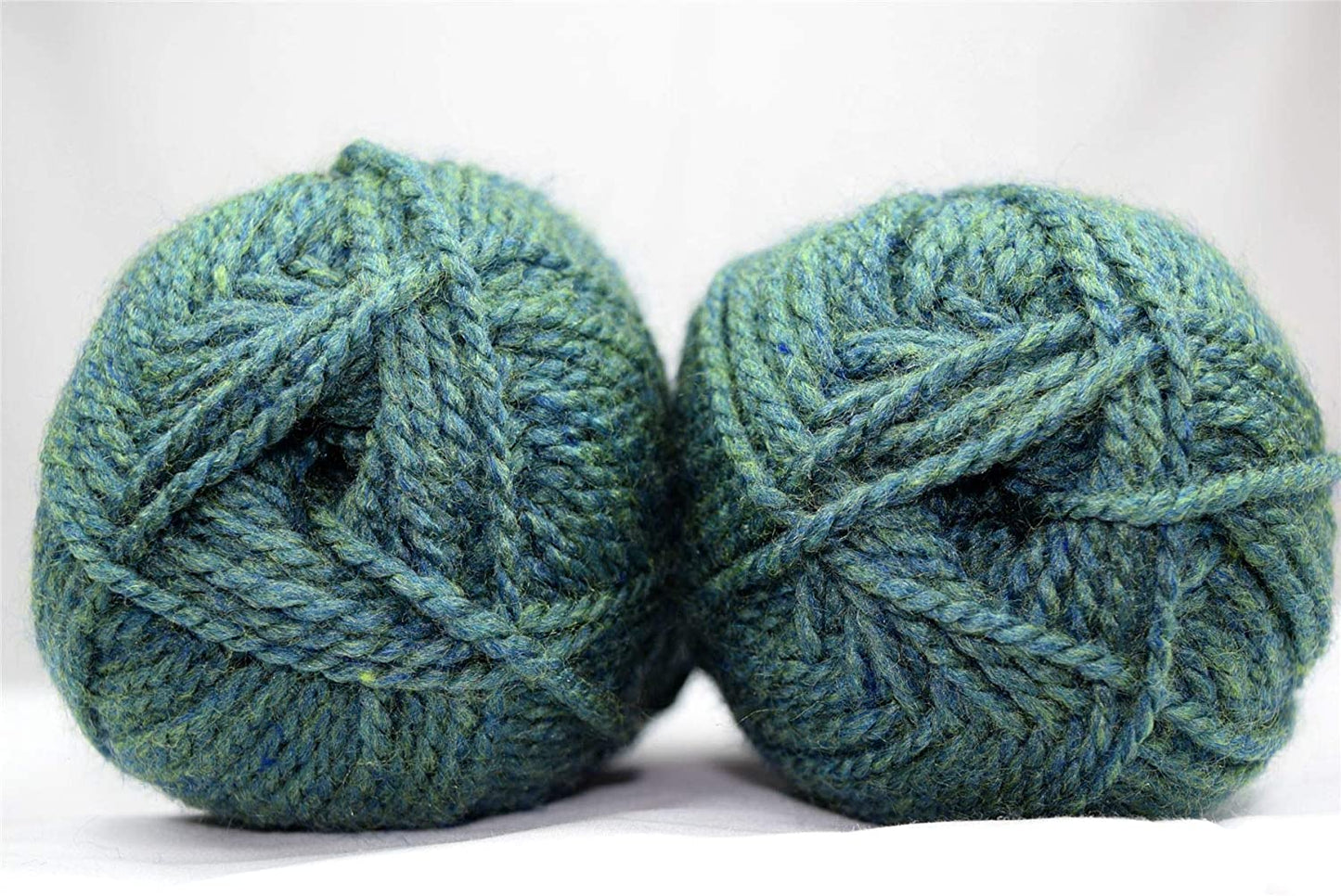 Chunky Knitting Yarn Wool Acrylic Pack of 2 ( 2 x 100g) - Seaspray